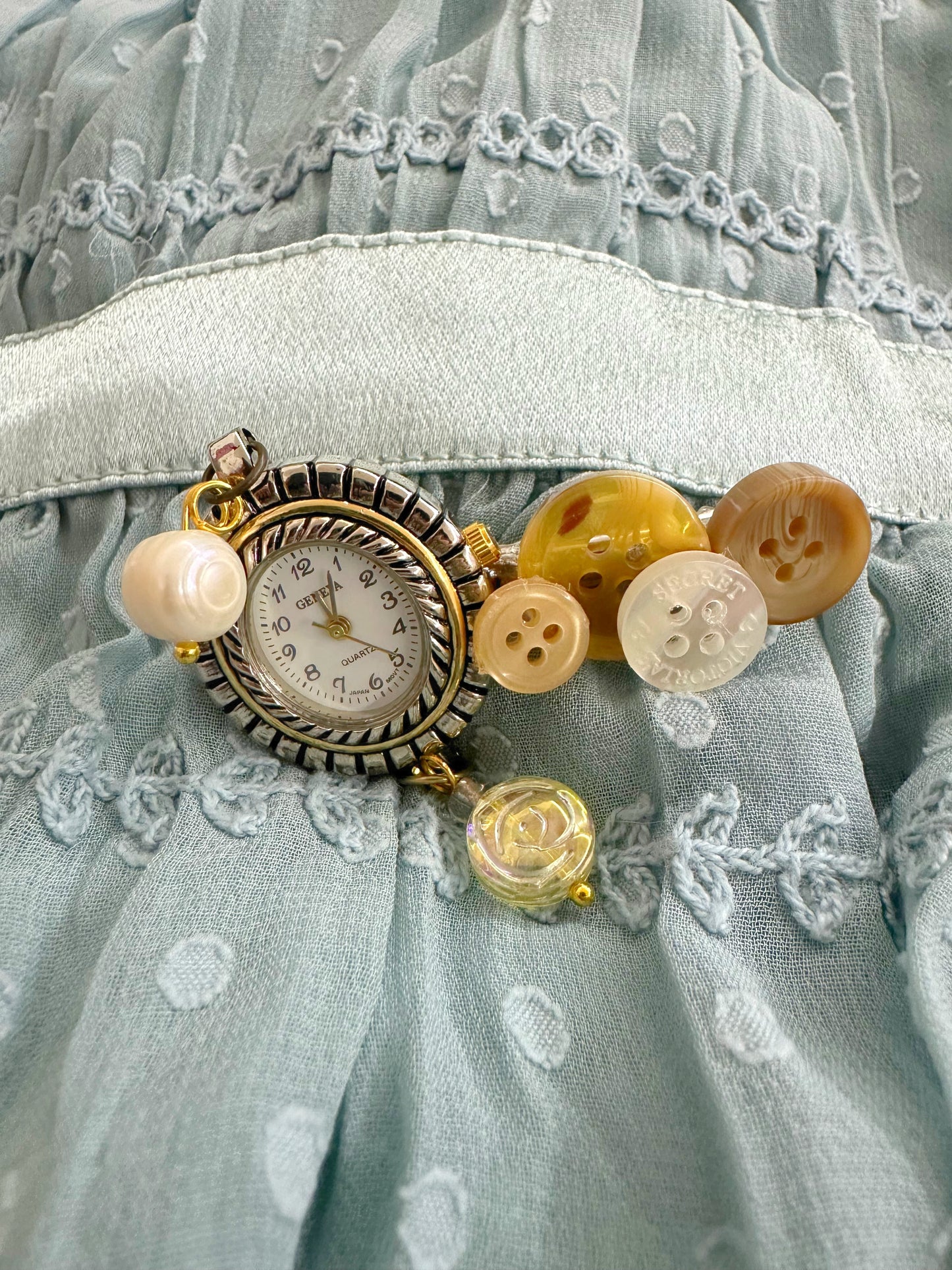 Beaded clock button barettes