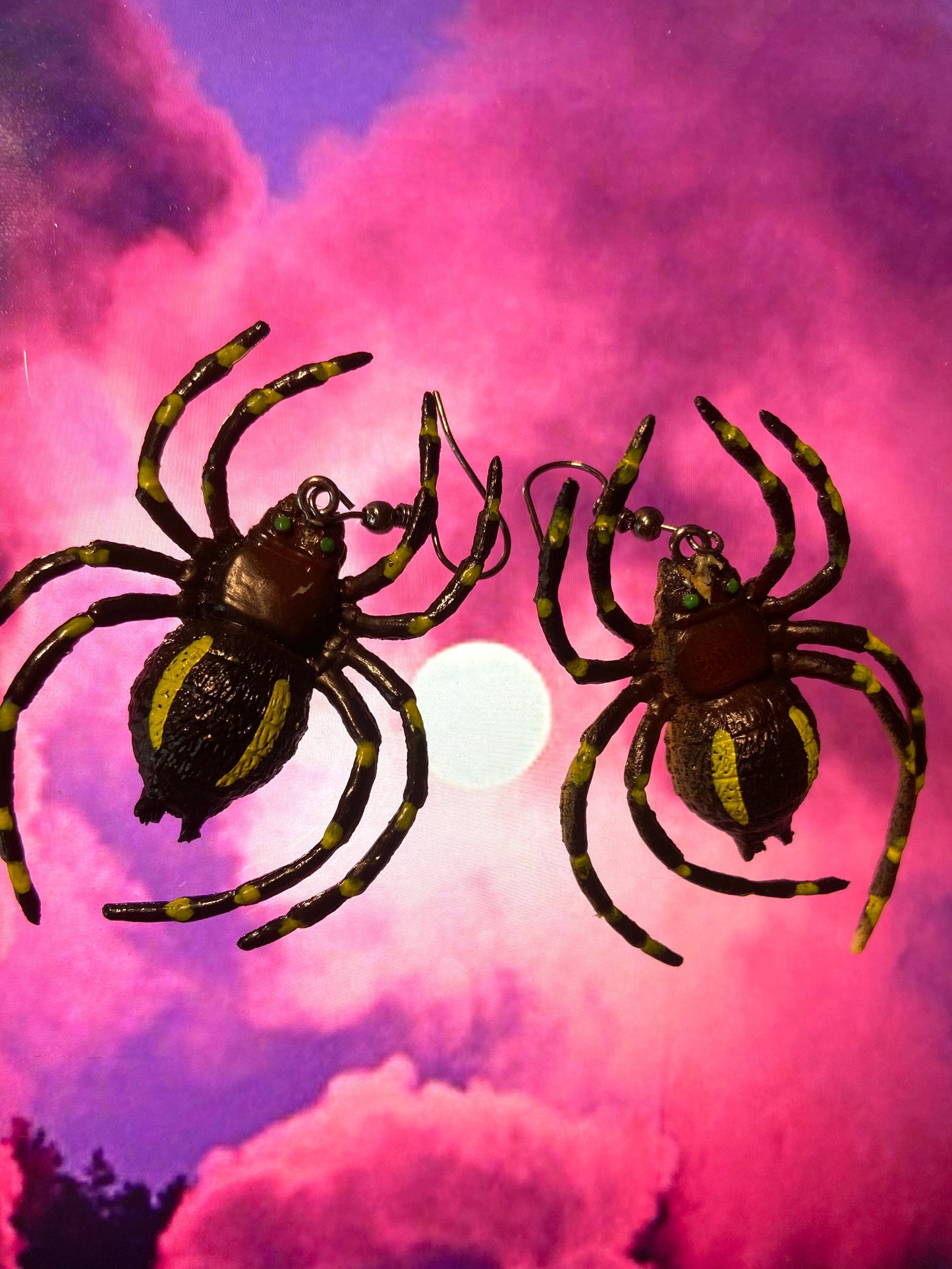 Creepy crawly Halloween bug earrings