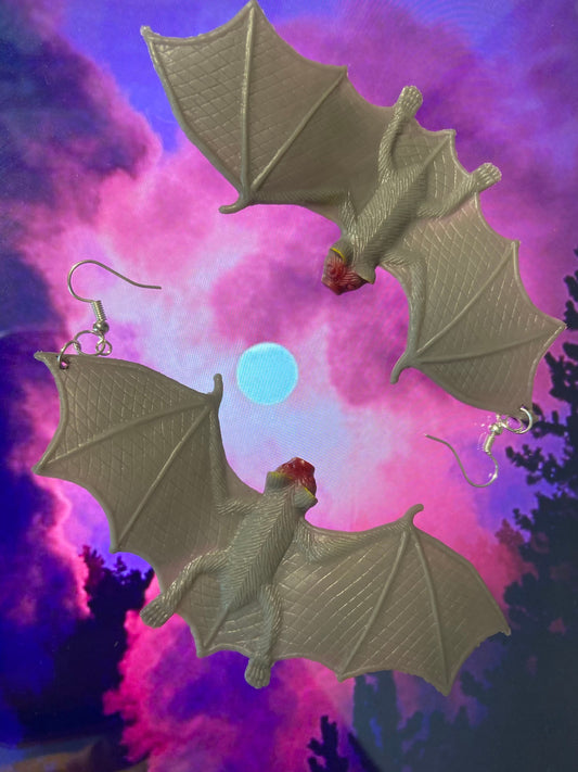 FriCKiN BATS EaRrINGs