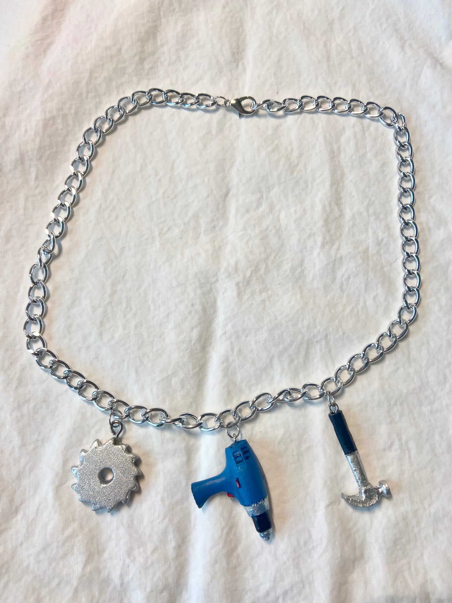 Hardware chain necklace chain necklace in multiple styles