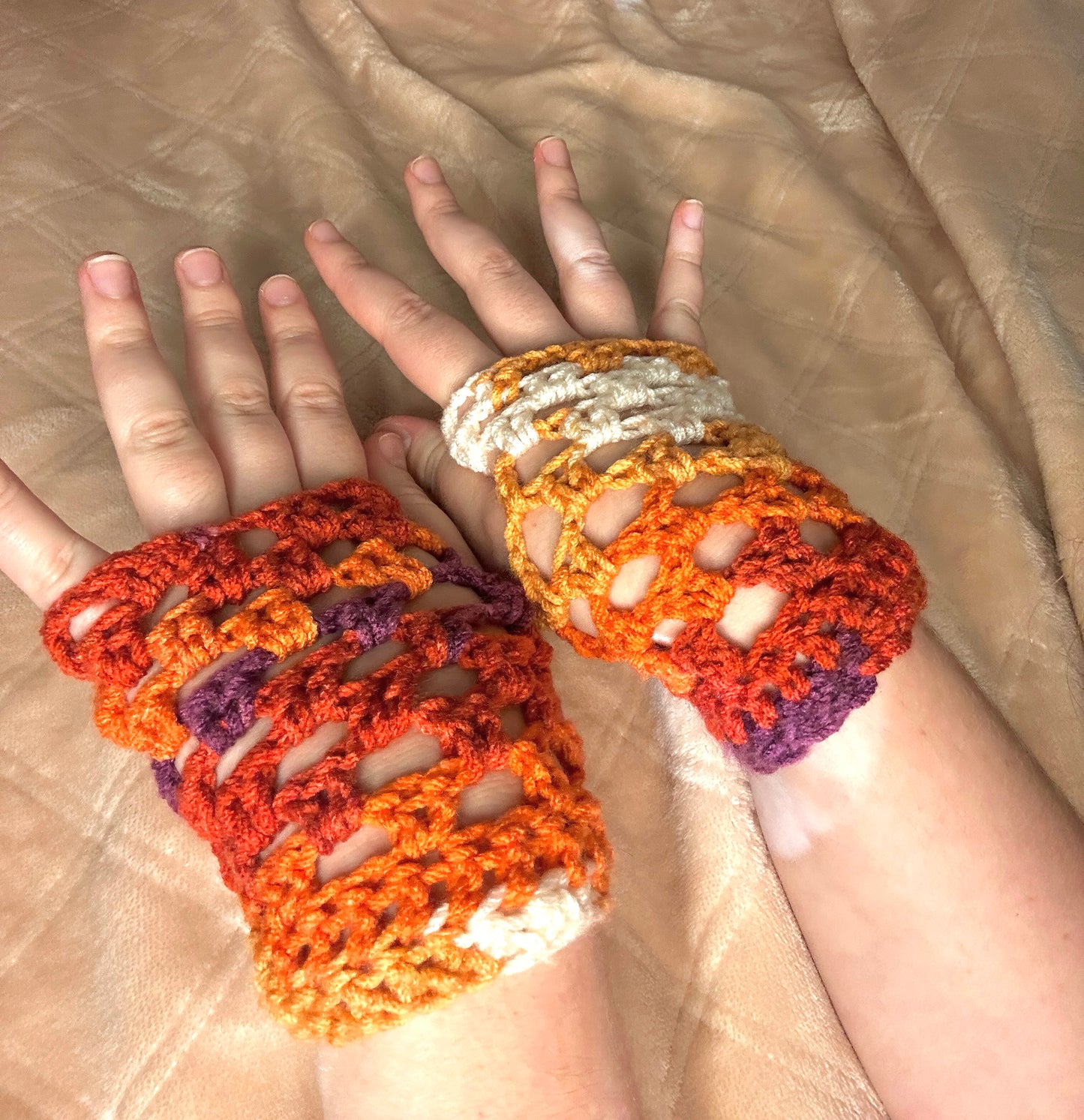 Lesbian pride flag fingerless gloves