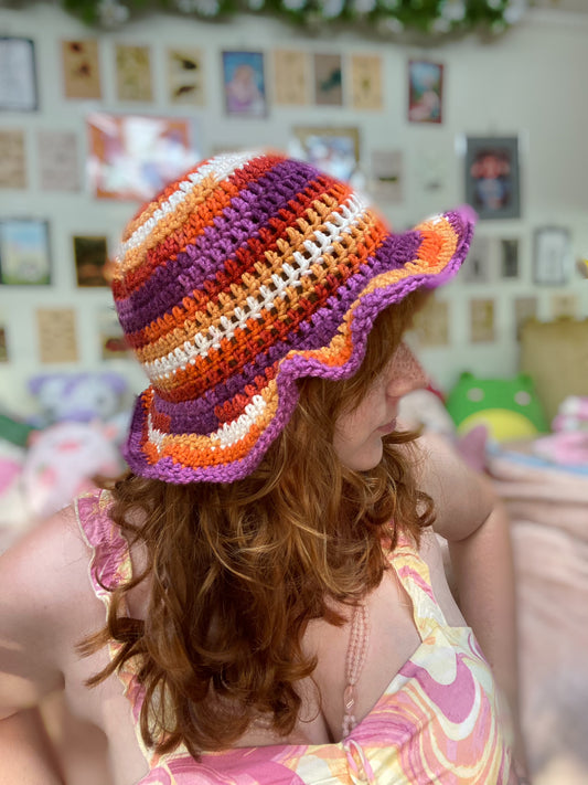 Lesbian pride bucket hat