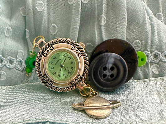 Beaded clock button barettes